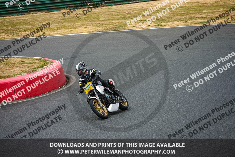 enduro digital images;event digital images;eventdigitalimages;mallory park;mallory park photographs;mallory park trackday;mallory park trackday photographs;no limits trackdays;peter wileman photography;racing digital images;trackday digital images;trackday photos